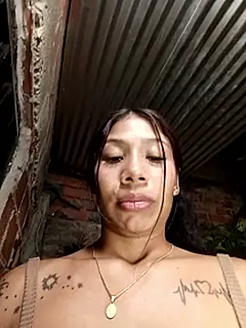 Rous-squir webkamerás műsora