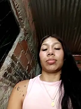 عرض كام Rous-squir