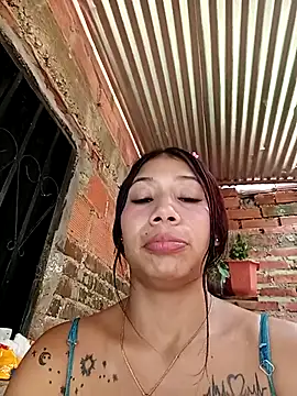 عرض كام Rous-squir