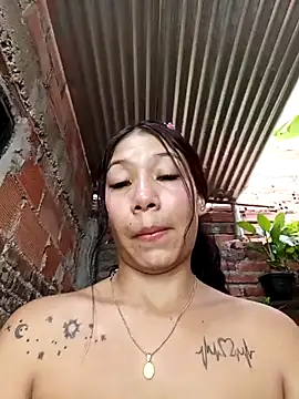 Rous-squir: вебкам-шоу