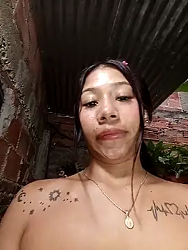 Show modela Rous-squir na web-kameri