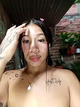 Rous-squir: вебкам-шоу