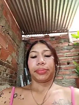 Rous-squir Webcamshow