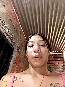 Rous-squir: вебкам-шоу