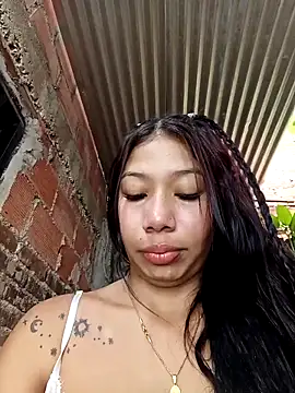 Rous-squir Webcamshow