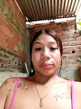 عرض كام Rous-squir