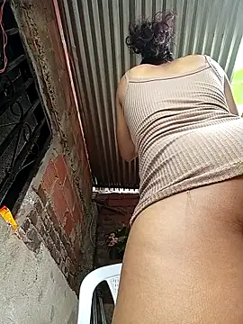 Rous-squir webcam show