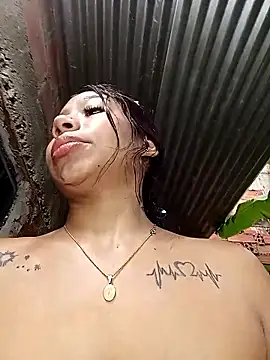 Rous-squir Webcamshow