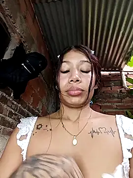 Rous-squir Webcam Show