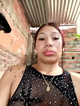 Rous-squir: διαδικτυακό σόου στην κάμερα