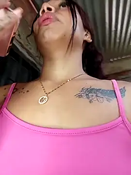 Rous-squir Show in webcam