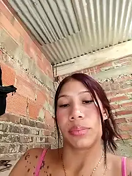 Show modela Rous-squir na web-kameri