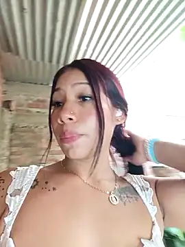 Rous-squir Webcam Show