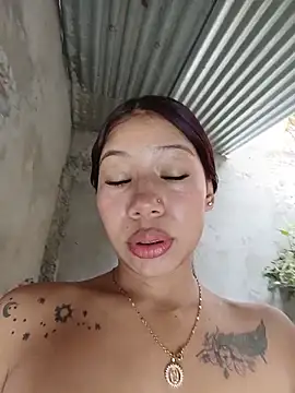 Rous-squir Webcam show