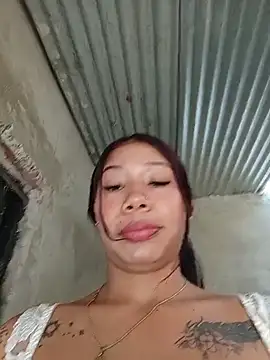 Rous-squir Webcamshow