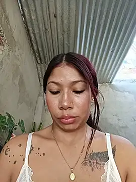 Rous-squir Webcam Show