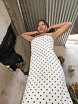 Show modela Rous-squir na web-kameri