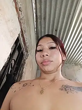 Chatroom XXX en direct de Rous-squir