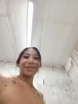 Rous-squir Webcam Show