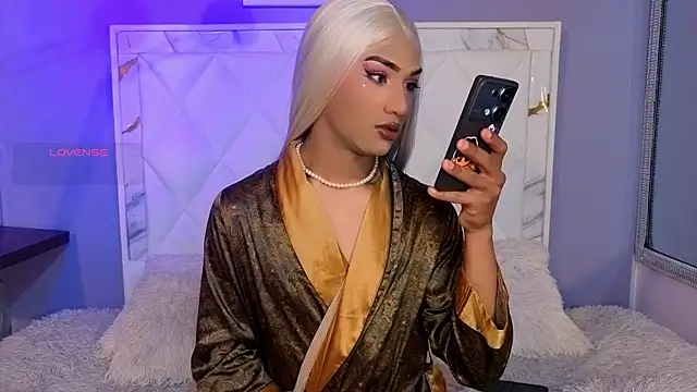 Melody-rose Adlı Modelin Web Kamerası Şovu
