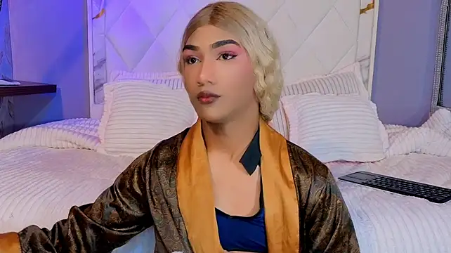 Melody-rose Show in webcam