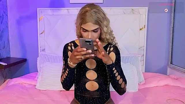 Melody-rose Show in webcam