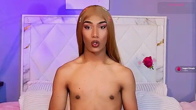 Show modela Melody-rose na web-kameri