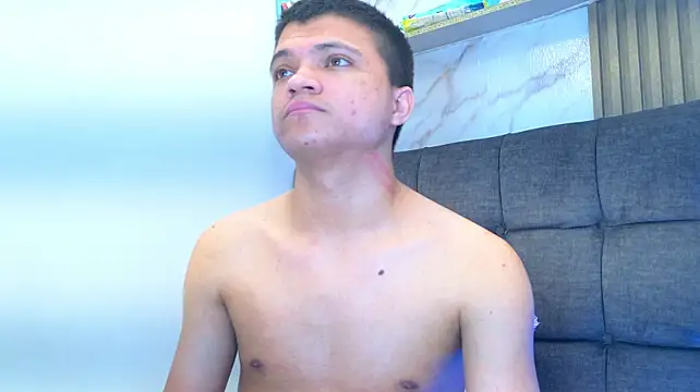 aly_n_sebas' Webcam Show