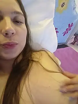 Arianna_Moss Adlı Modelin Canlı XXX Sohbeti