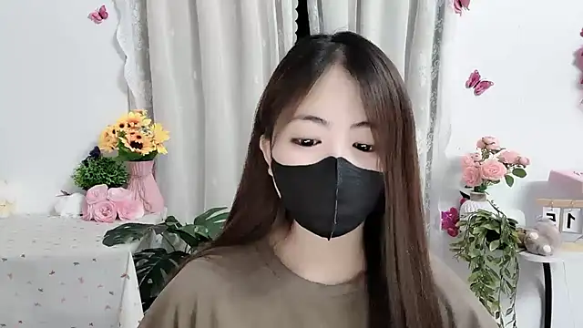 MIJ-Uwuu Live XXX-Chat