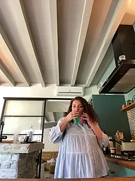 Nana-et-Toto Adlı Modelin Canlı XXX Sohbeti