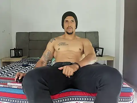 Show de Edy_coltt na webcam