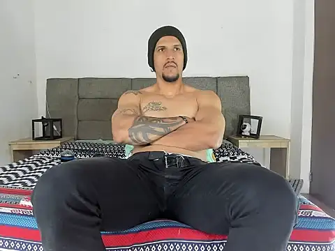 Show de Edy_coltt na webcam