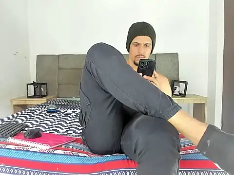 Edy_coltt Webcamshow