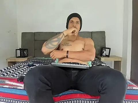 Show de Edy_coltt na webcam
