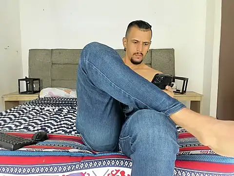 Edy_coltt 在線直播表演