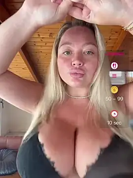 misstitmouseofficial's Webcam Show