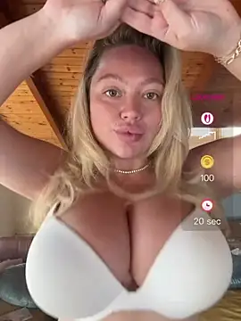 misstitmouseofficial Chat XXX in diretta