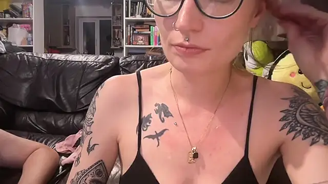 harleyblair 在線直播 表演