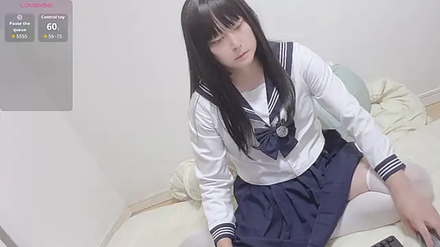 Mia032 Show Webcam