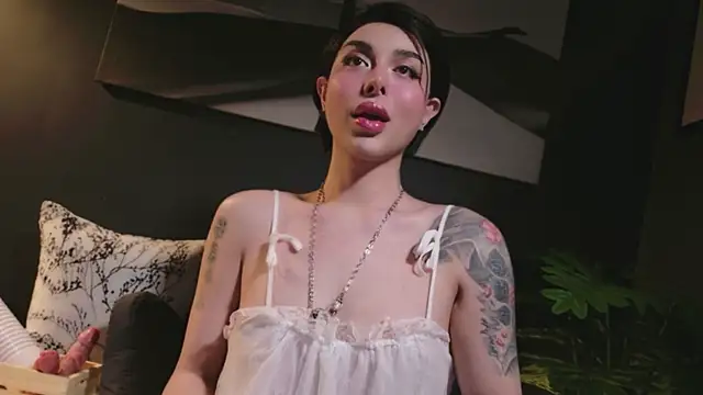 LetisiaRocks' Webcam Show