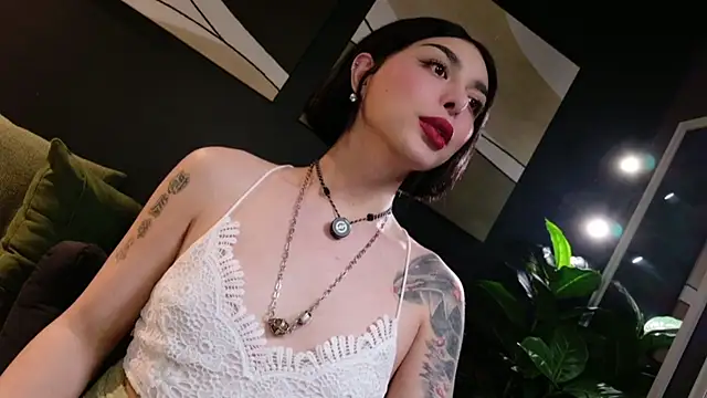 Show modela LetisiaRocks na web-kameri