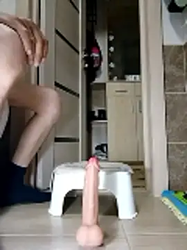 N_i_k_o_l_a_u's Webcam Show