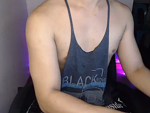 Hot_Muscle69 在線直播表演