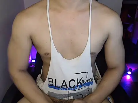 Hot_Muscle69 Show in webcam