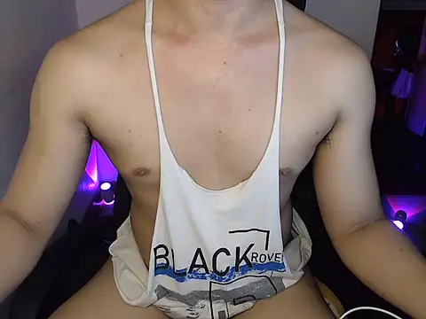 Hot_Muscle69 网络视讯表演