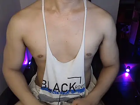 Hot_Muscle69 webkamerás műsora