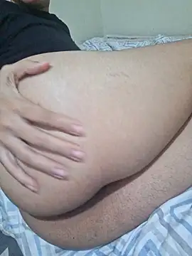 Chat XXX en directo de RavenShyfit