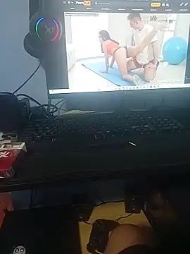 הופעת וובקאם של Tupapasiitooo