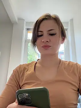 IsabellaEtha Webcam Show